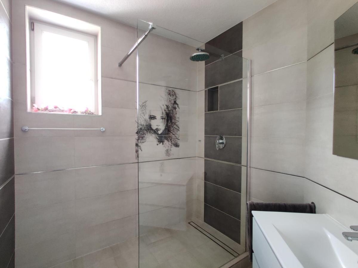 Apartmany V Nasem Olomouc Bagian luar foto