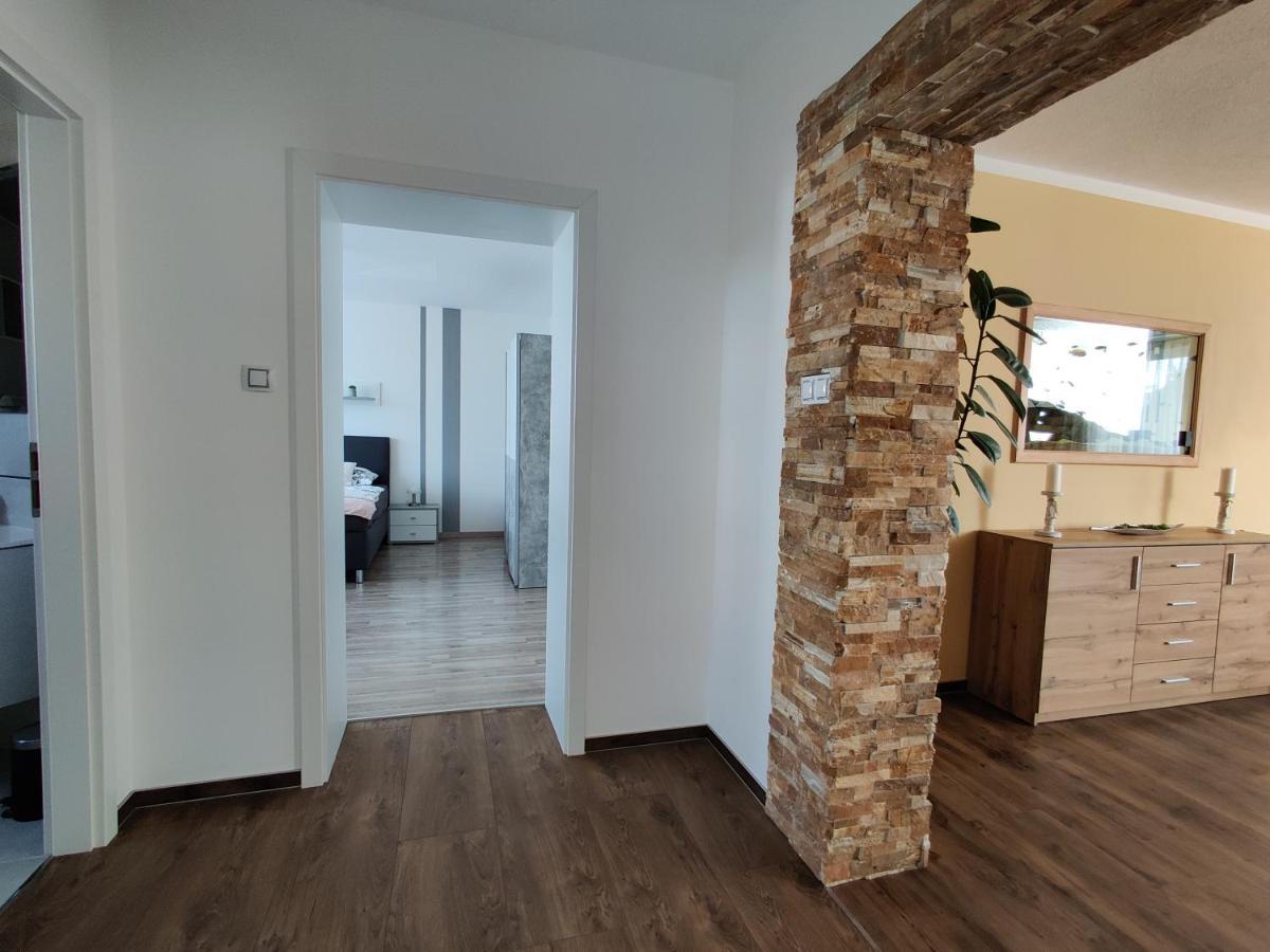 Apartmany V Nasem Olomouc Bagian luar foto