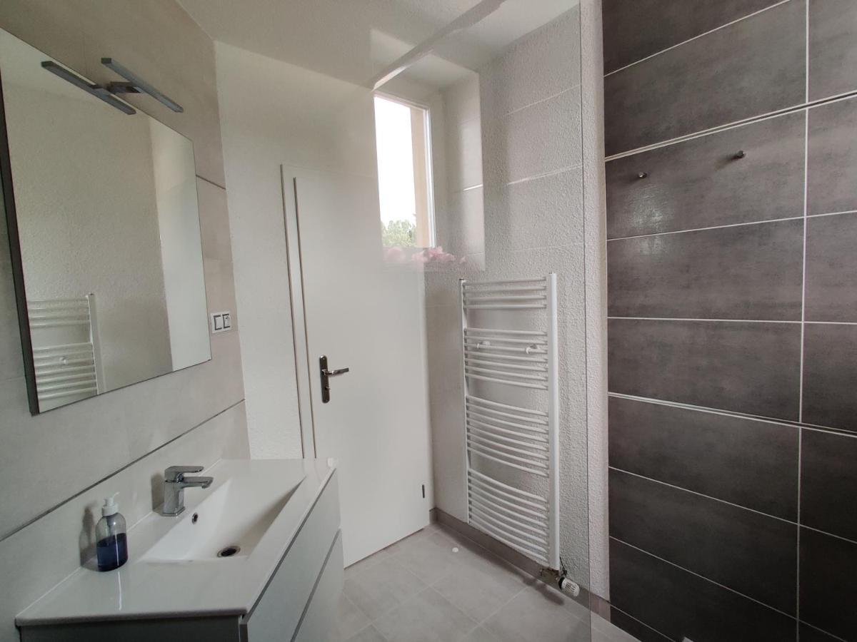 Apartmany V Nasem Olomouc Bagian luar foto