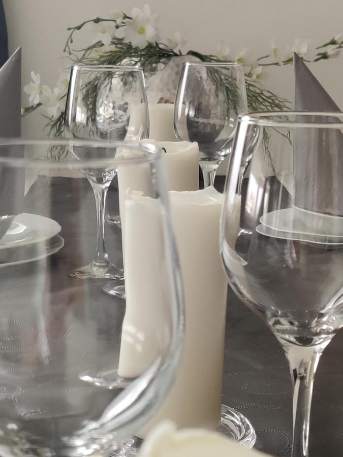 Apartmany V Nasem Olomouc Bagian luar foto