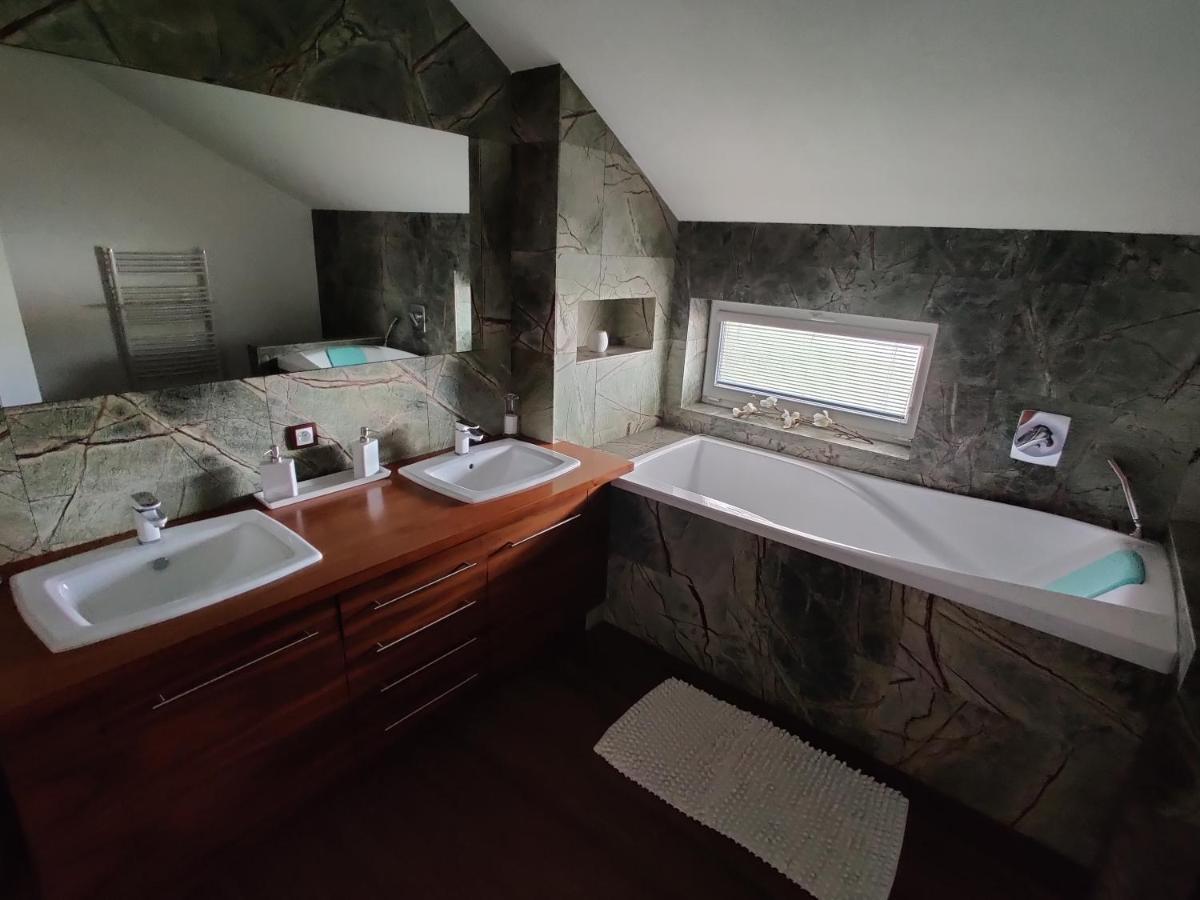 Apartmany V Nasem Olomouc Bagian luar foto